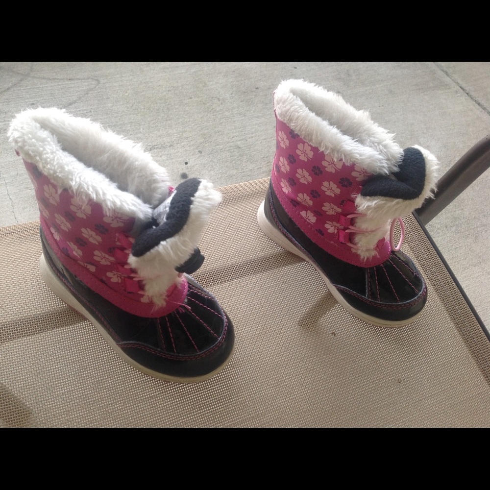 Winter Boot - Picture 2 of 2